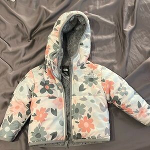 THE NORTH FACE Infant Reversible Mossbud Swirl Full Zip Hooded Jacket